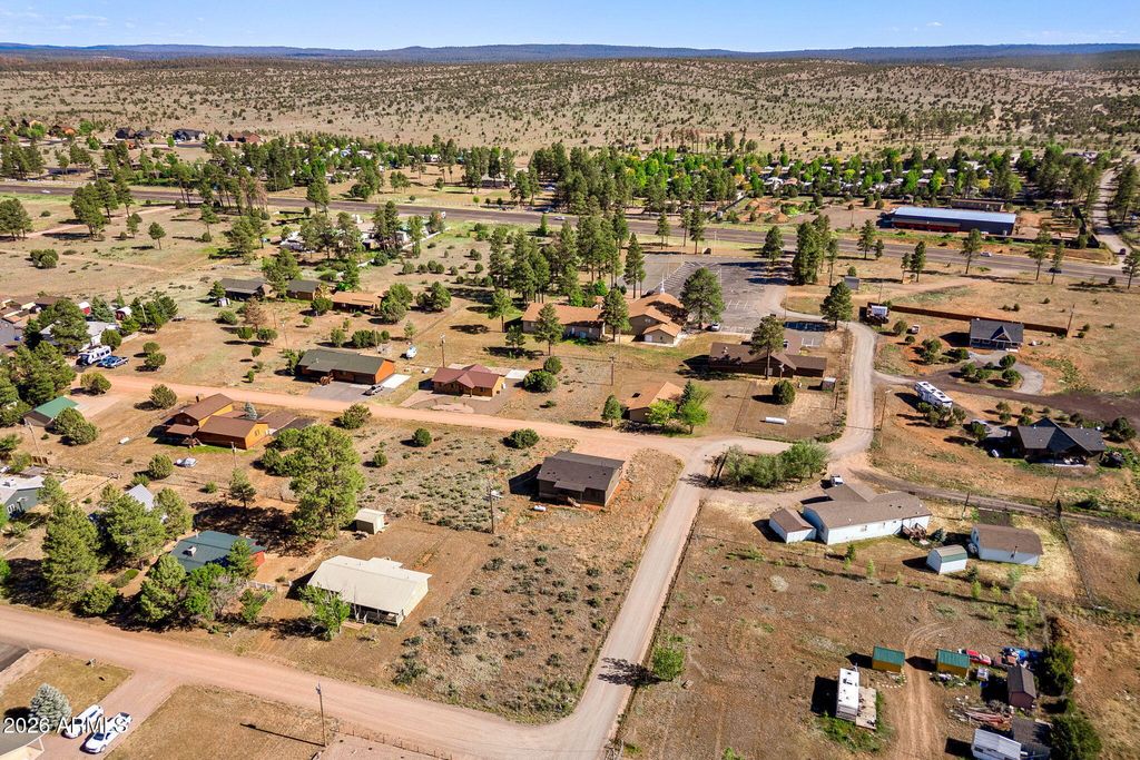 Image 30 of property listing at 2202 PAGE Drive, Overgaard, AZ 85933