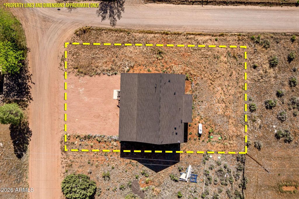 Image 31 of property listing at 2202 PAGE Drive, Overgaard, AZ 85933