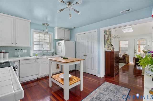 2402 Essex Rd, Henrico, VA 23228