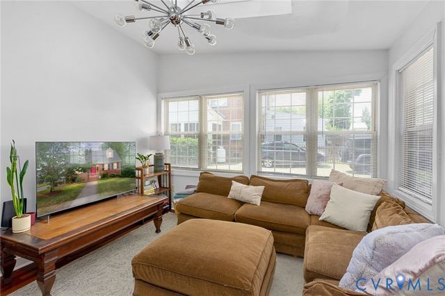 2402 Essex Rd, Henrico, VA 23228