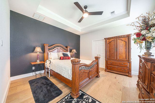 250 Tailwind Dr, Seguin, TX 78155