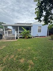 428 Hiawatha St, Corpus Christi, TX 78405