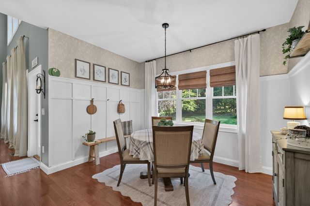 155 Blackstone St, Bellingham, MA 02019