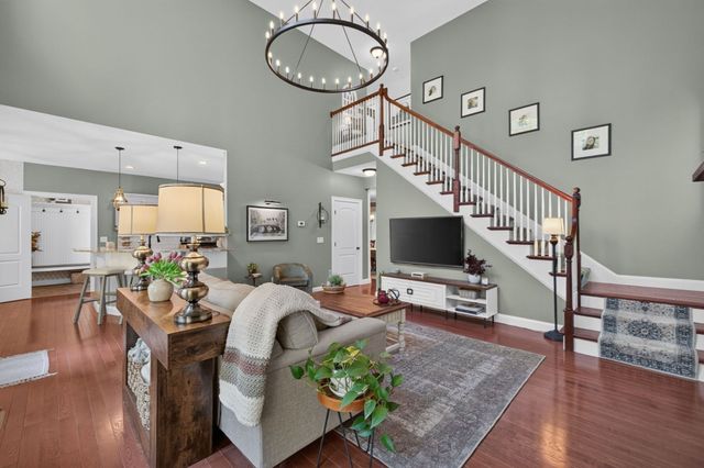 155 Blackstone St, Bellingham, MA 02019