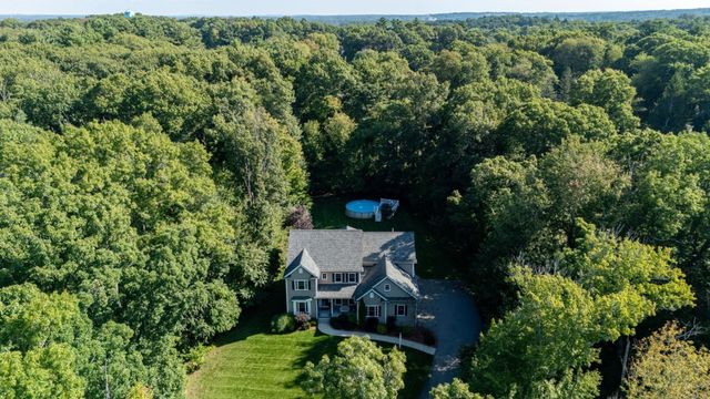 155 Blackstone St, Bellingham, MA 02019