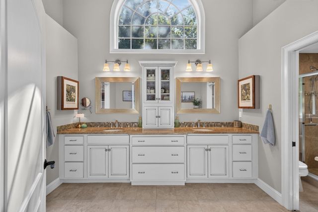 155 Blackstone St, Bellingham, MA 02019