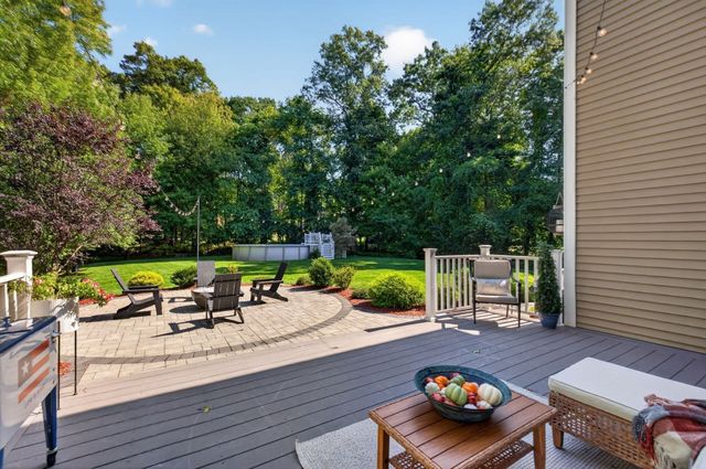 155 Blackstone St, Bellingham, MA 02019