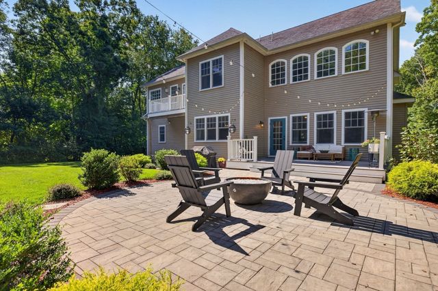 155 Blackstone St, Bellingham, MA 02019