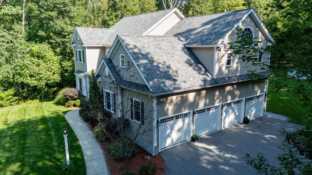 155 Blackstone St, Bellingham, MA 02019