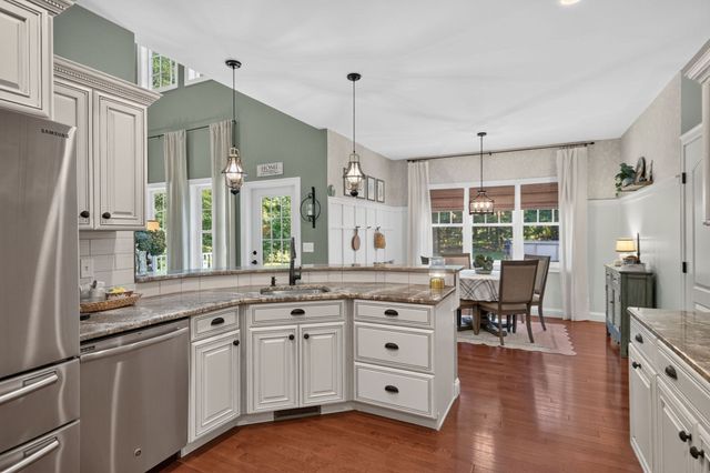 155 Blackstone St, Bellingham, MA 02019