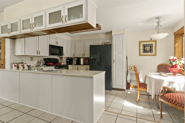 1532 34th Street, Allegan, MI 49010