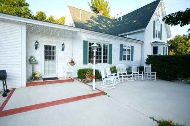 1532 34th Street, Allegan, MI 49010