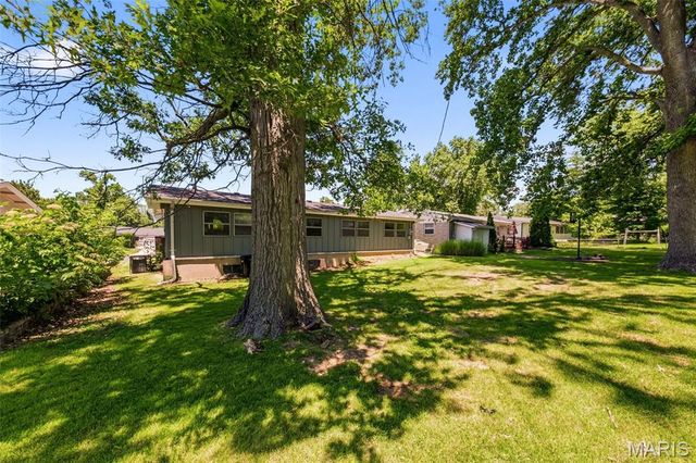 11160 landseer Drive, St Louis, MO 63136