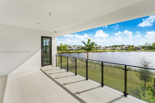 8095 Crystal Downs Avenue, Boca Raton, FL 33434