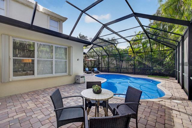 251 Isle Verde Way, Palm Beach Gardens, FL 33418