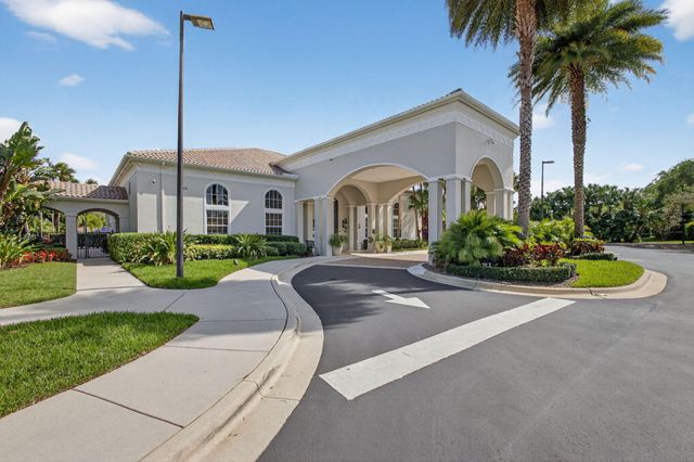 251 Isle Verde Way, Palm Beach Gardens, FL 33418