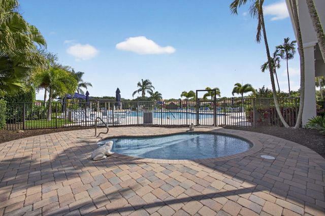 251 Isle Verde Way, Palm Beach Gardens, FL 33418