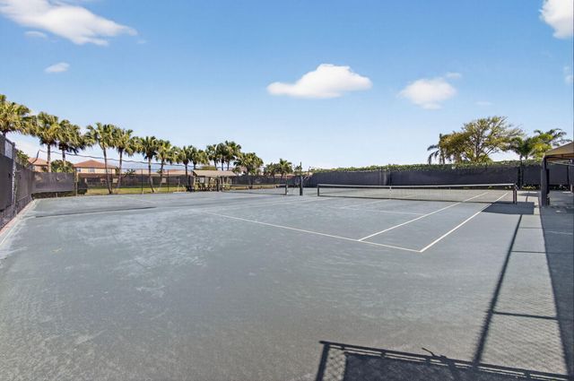 251 Isle Verde Way, Palm Beach Gardens, FL 33418