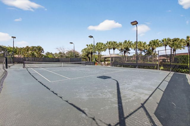251 Isle Verde Way, Palm Beach Gardens, FL 33418