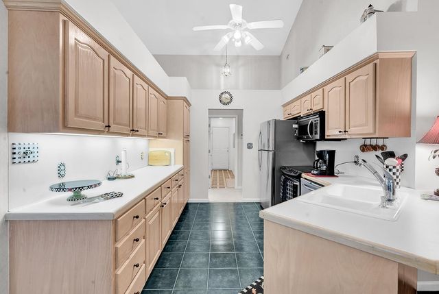 9617 Sandpiper Ct., Myrtle Beach, SC 29572