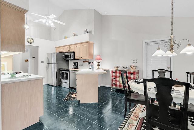 9617 Sandpiper Ct., Myrtle Beach, SC 29572