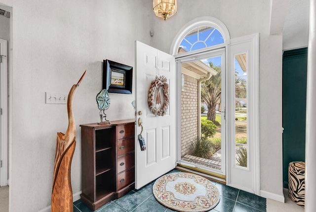 9617 Sandpiper Ct., Myrtle Beach, SC 29572