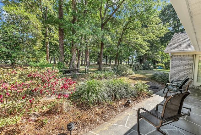 9617 Sandpiper Ct., Myrtle Beach, SC 29572