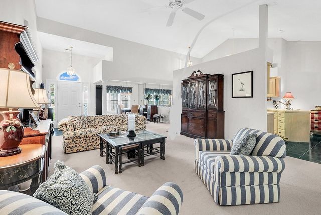 9617 Sandpiper Ct., Myrtle Beach, SC 29572