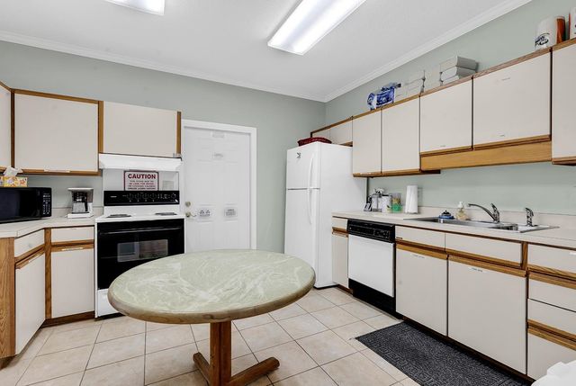 9617 Sandpiper Ct., Myrtle Beach, SC 29572