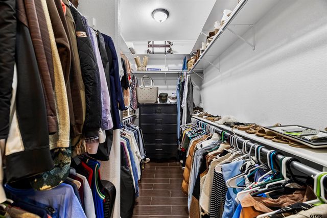 110 Haley Lane, Chandler, TX 75758