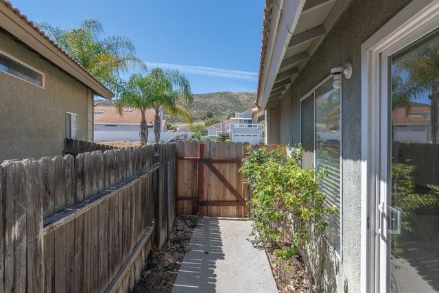 27953 Doreen, Menifee, CA 92586