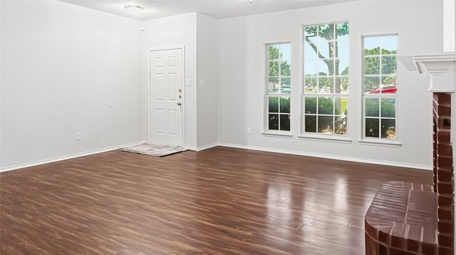 10517 Fossil Hill Drive, Fort Worth, TX 76131