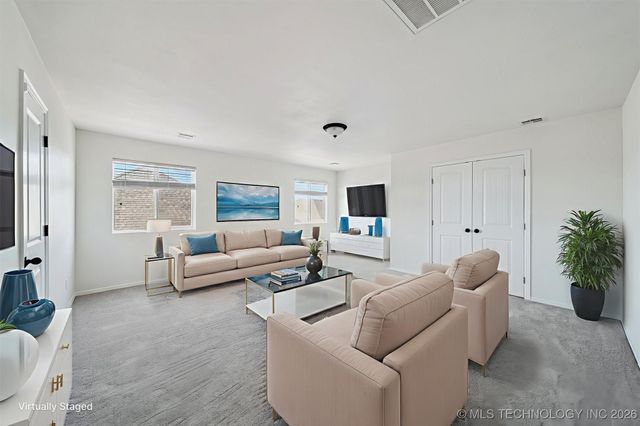 11801 E 105th Place N, Owasso, OK 74055