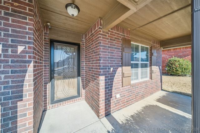 11801 E 105th Place N, Owasso, OK 74055
