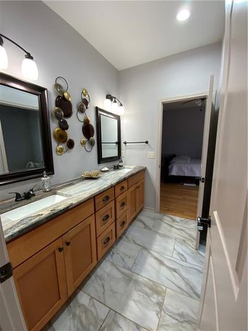 18144 Evans Road, Tonganoxie, KS 66086