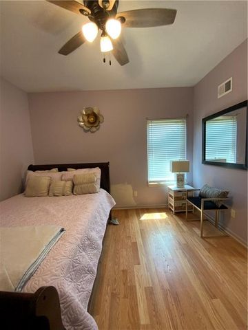 18144 Evans Road, Tonganoxie, KS 66086