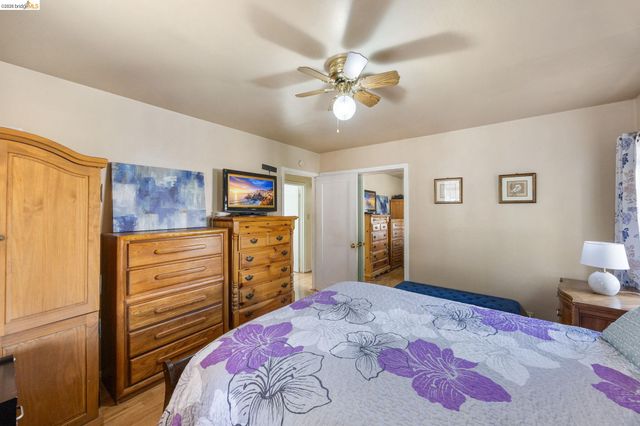 1836 99th Avenue, Oakland, CA 94603