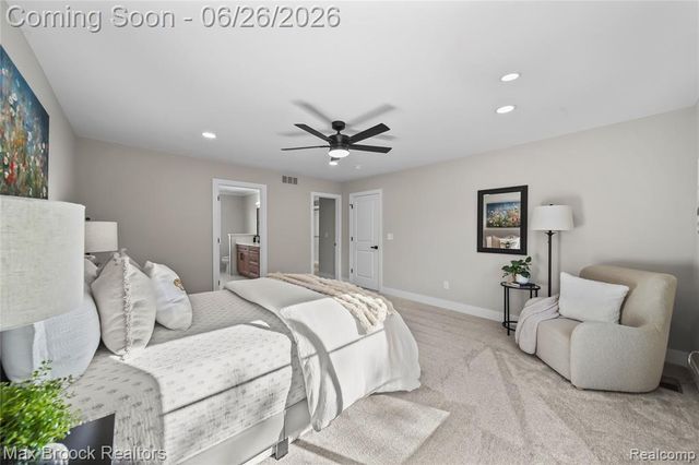 34575 Jefferson Avenue, Harrison Twp, MI 48045