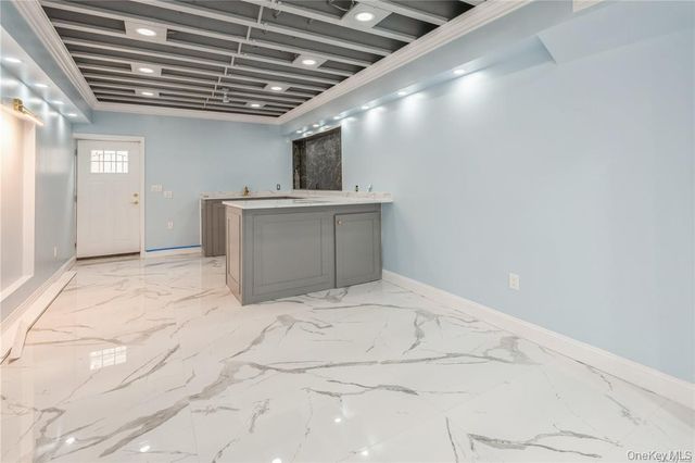 45 Meeting Lane, Hicksville, NY 11801