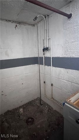 7107 Ivy Avenue, Cleveland, OH 44127