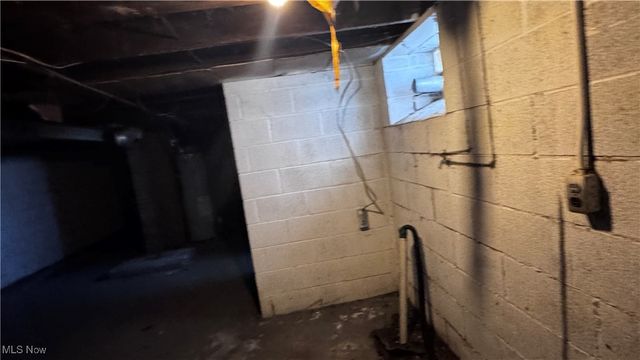 7107 Ivy Avenue, Cleveland, OH 44127