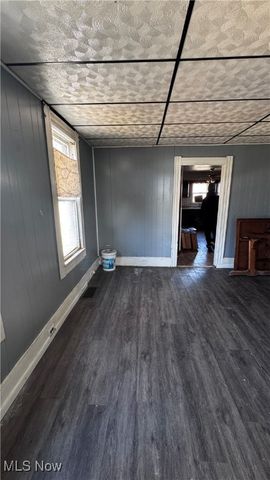 7107 Ivy Avenue, Cleveland, OH 44127