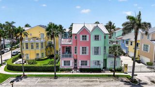 2814 Marina Circle, Lighthouse Point, FL 33064