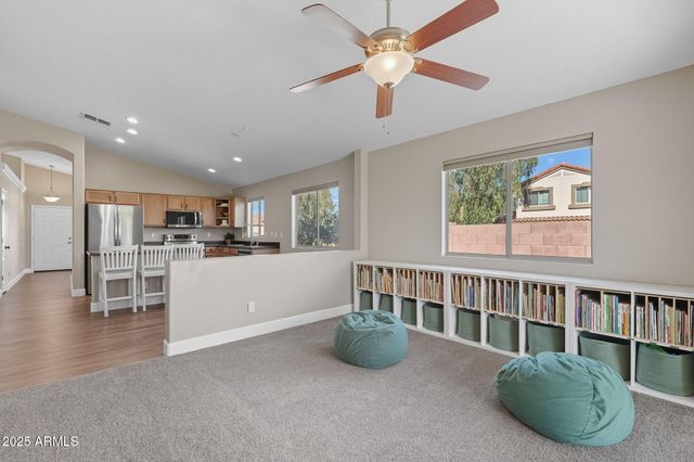 3701 W DANCER Lane, San Tan Valley, AZ 85144