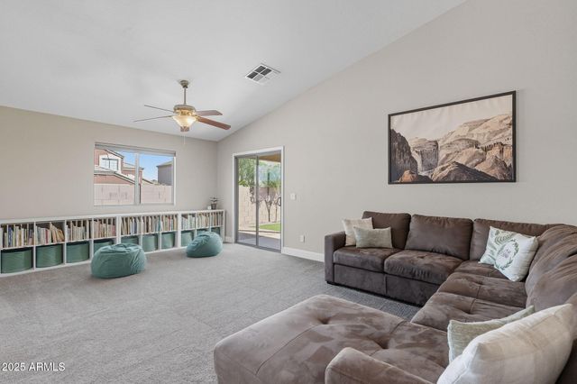 3701 W DANCER Lane, San Tan Valley, AZ 85144