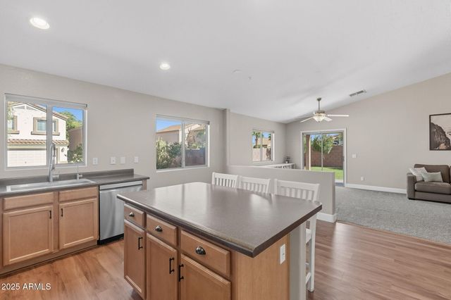 3701 W DANCER Lane, San Tan Valley, AZ 85144