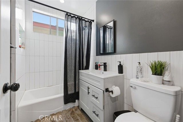 1513 W 60th Street, Los Angeles, CA 90047