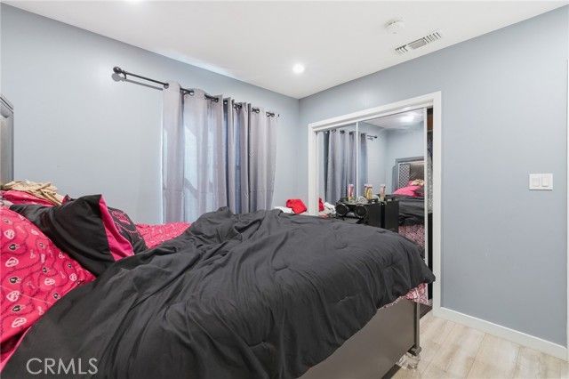 1513 W 60th Street, Los Angeles, CA 90047