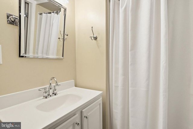 8273 MARY LEE LN, Laurel, MD 20723