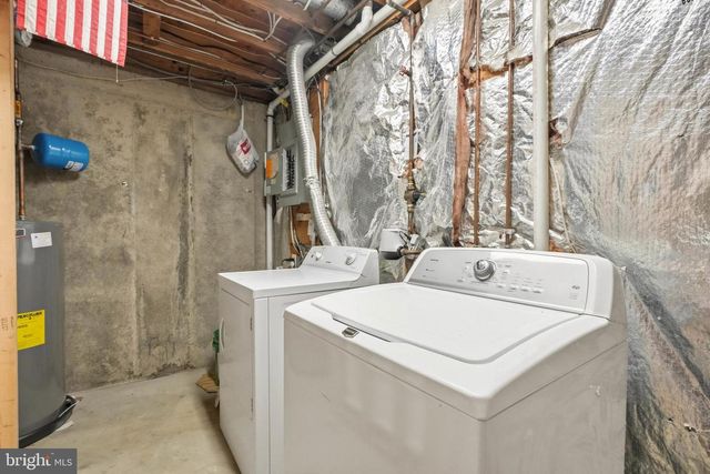8273 MARY LEE LN, Laurel, MD 20723
